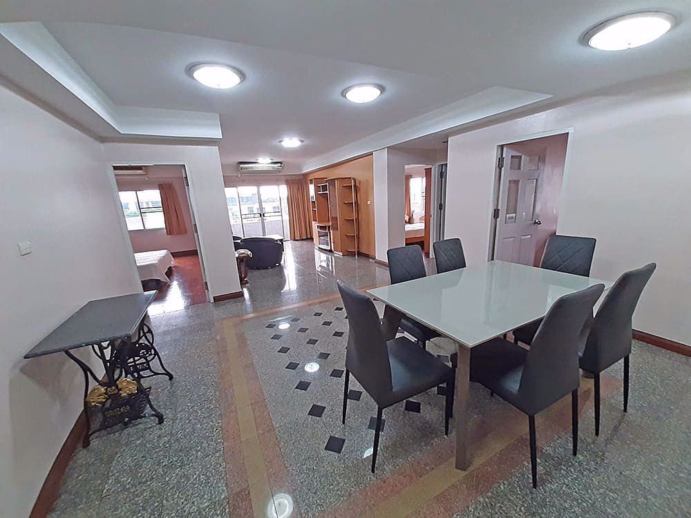 2 bedrooms Condo in Phaya Thai, Thailand No. 9569