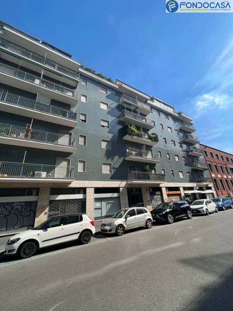 2-salle Appartement à Milan, Italy No. 246210