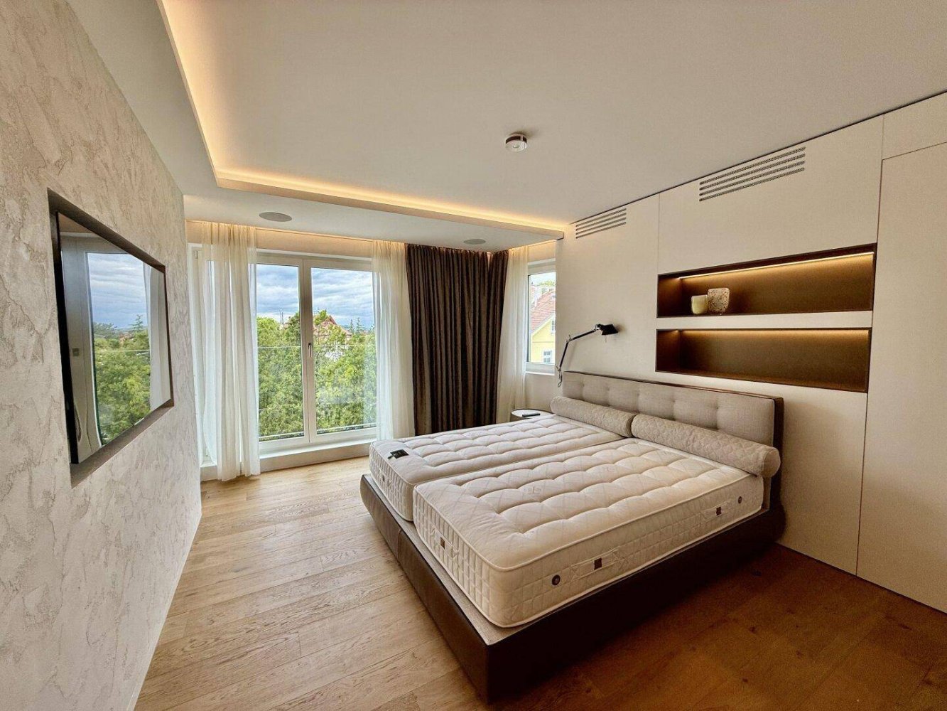 4غرفة شقة في Wahring, Austria رقم 150026