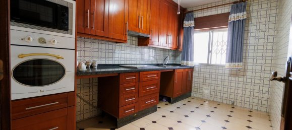 4 bedrooms Apartment in Cordoba, Spain No. 151409 13