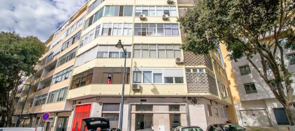 2 bedrooms Apartment in Lisbon, Portugal No. 127879 20