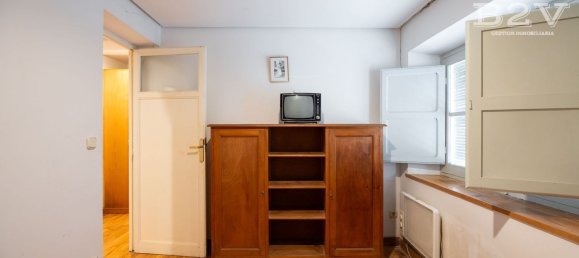 9 bedrooms House in Madrid, Spain No. 155075 15