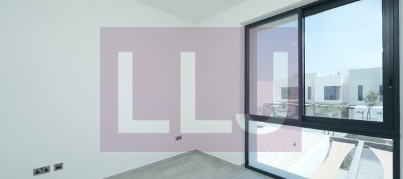 2 bedrooms Townhouse in Yas Island, UAE No. 35123 10