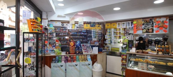 2-salle Propriété commerciale à Rome, Italy No. 309124 2