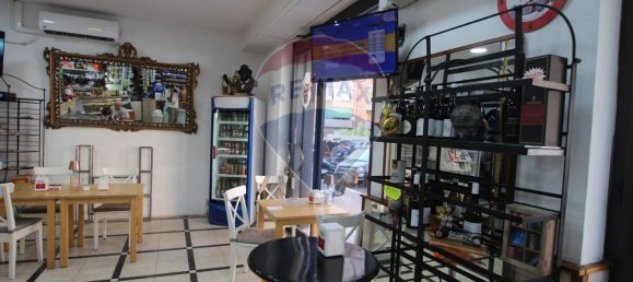 2-salle Propriété commerciale à Rome, Italy No. 309124 11