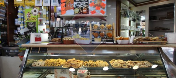 2-salle Propriété commerciale à Rome, Italy No. 309124 7