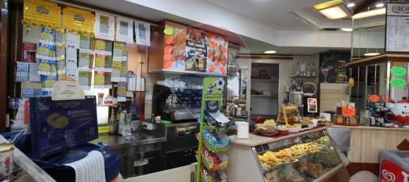 2-salle Propriété commerciale à Rome, Italy No. 309124 12