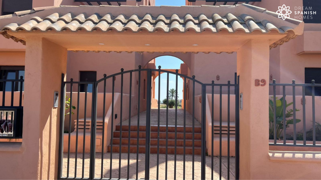 3 bedrooms Apartment in Los Alcazares, Spain No. 205548