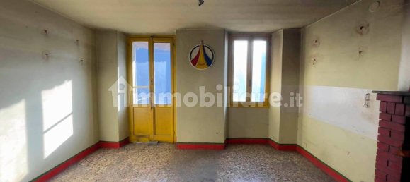 2 bedrooms House in Buglio in Monte, Italy No. 81412 15