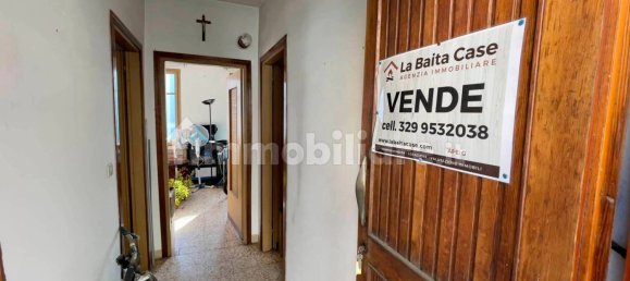 2 bedrooms House in Buglio in Monte, Italy No. 81412 5