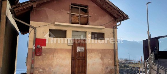 2 bedrooms House in Buglio in Monte, Italy No. 81412 20