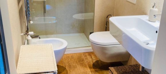 2-Zimmer Wohnung in Florence, Italy, Nr. 49588 2