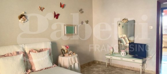 3 bedrooms Apartment in Ercolano, Italy No. 351387 4