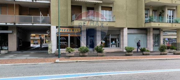 Propiedad comercial en Borgosesia, Italy 101 m² No. 271908 3