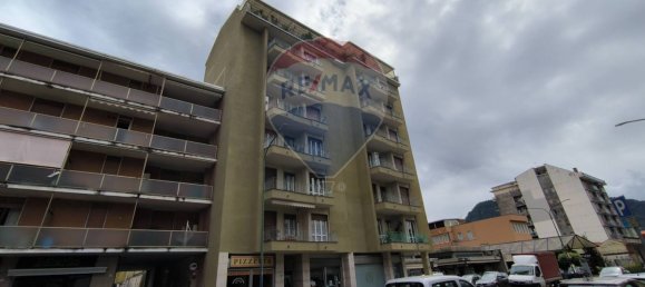 Propiedad comercial en Borgosesia, Italy 101 m² No. 271908 2