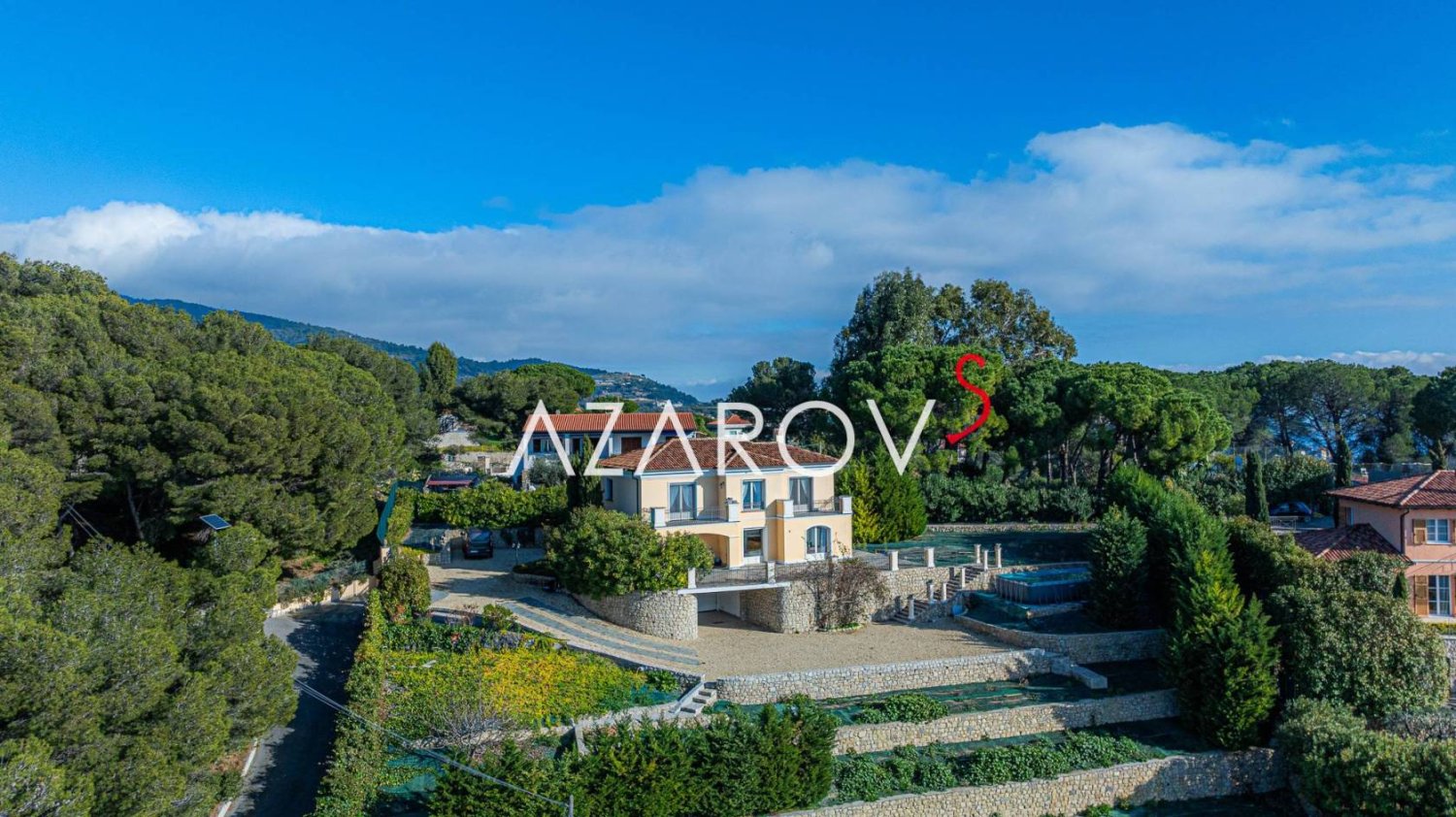 Villa T5 em Bordighera, Italy N.º 123356