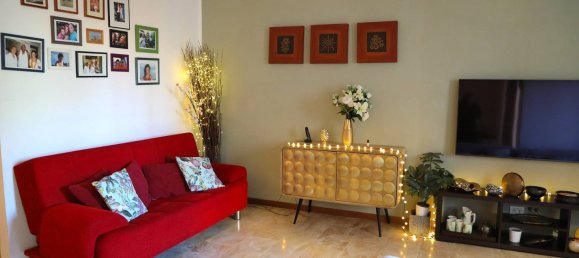 5-salle Appartement à Opera, Italy No. 6958 3