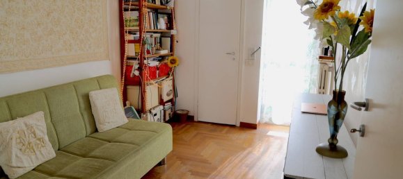 5-salle Appartement à Opera, Italy No. 6958 12