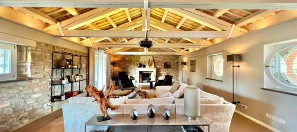 5 bedrooms Villa in Udine, Italy No. 333025 17