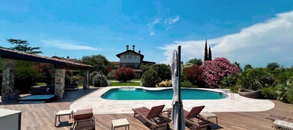 5 bedrooms Villa in Udine, Italy No. 333025 22