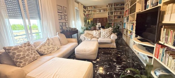 4-Zimmer Wohnung in Modena, Italy, Nr. 267500 9