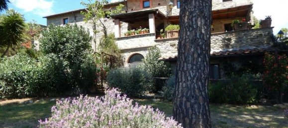 Studio in Suvereto, Italy No. 1563 8