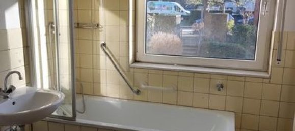 2-salle Appartement à Essen, Germany No. 9566 5