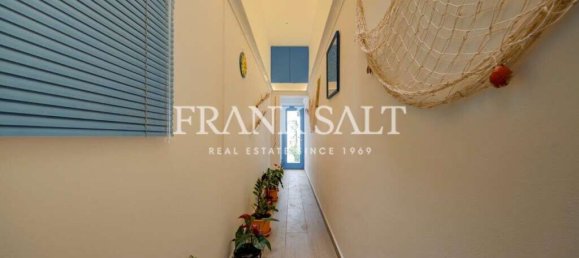 6 bedrooms House in Nadur, Malta No. 8 16