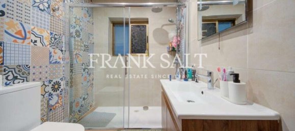 6 bedrooms House in Nadur, Malta No. 8 19