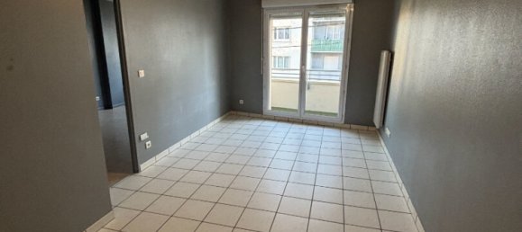 Apartamento de 1 dormitorio en Reims, France No. 153181 14