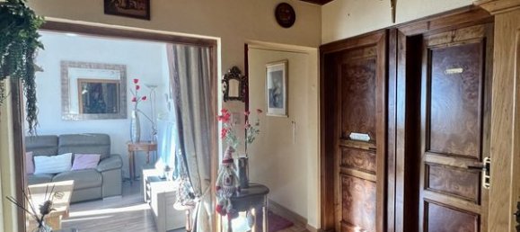 4-salle Appartement à Altkirch, France No. 156990 9