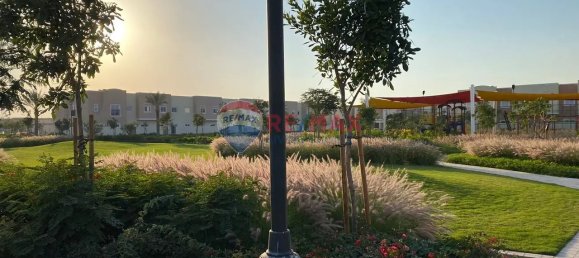 4 Schlafzimmer Villa in Dubai Land, UAE, Nr. 1581 6