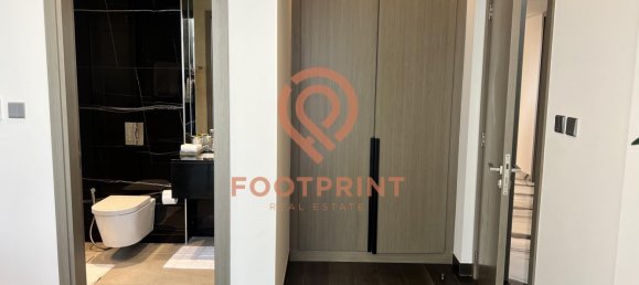 6 bedrooms Villa in Dubai, UAE No. 24547 21