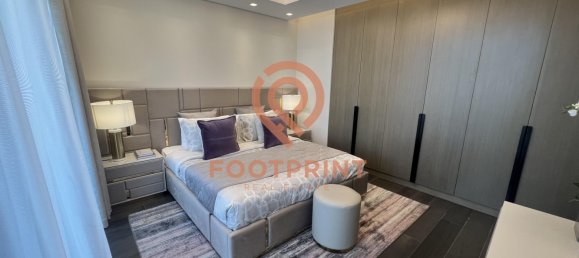 6 bedrooms Villa in Dubai, UAE No. 24547 9