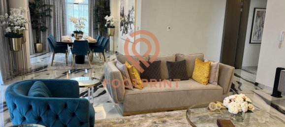 6 bedrooms Villa in Dubai, UAE No. 24547 34