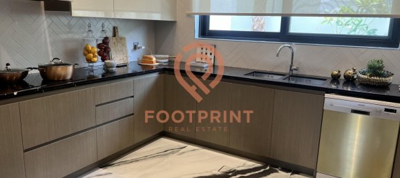 6 bedrooms Villa in Dubai, UAE No. 24547 26