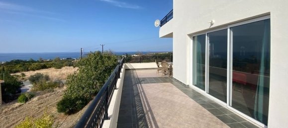 4 Schlafzimmer Villa in Polis, Cyprus, Nr. 5666 8