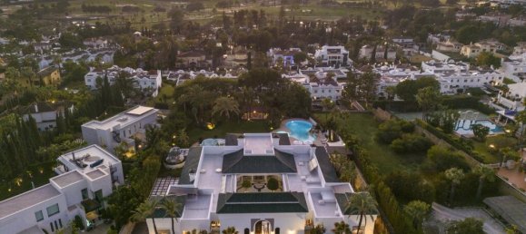 12 bedrooms Villa in Marbella, Spain No. 102118 26