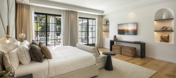 12 bedrooms Villa in Marbella, Spain No. 102118 20