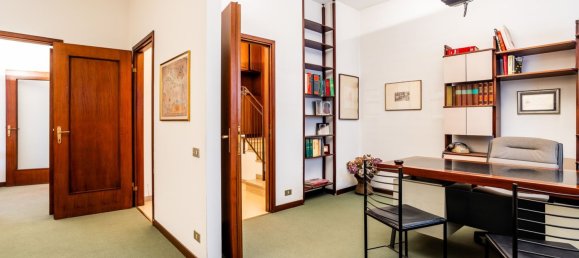 Büro in Milan, Italy 93m², Nr. 246459 7