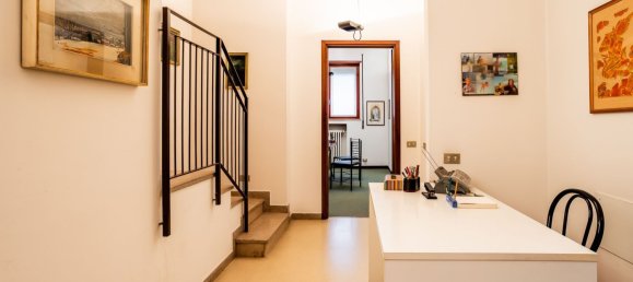 Büro in Milan, Italy 93m², Nr. 246459 20