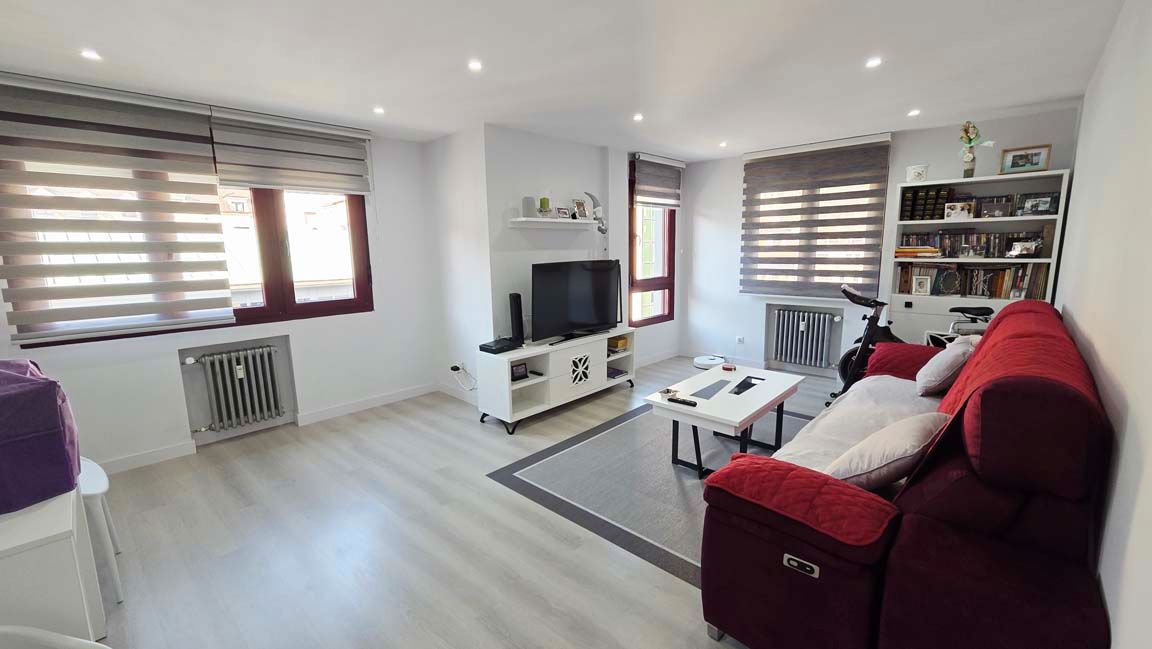 Квартира с 3 спальнями в Лангрео, Испания № 229648