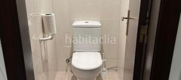 Gewerbliche Immobilie in Barcelona, Spain 165m², Nr. 62411 6