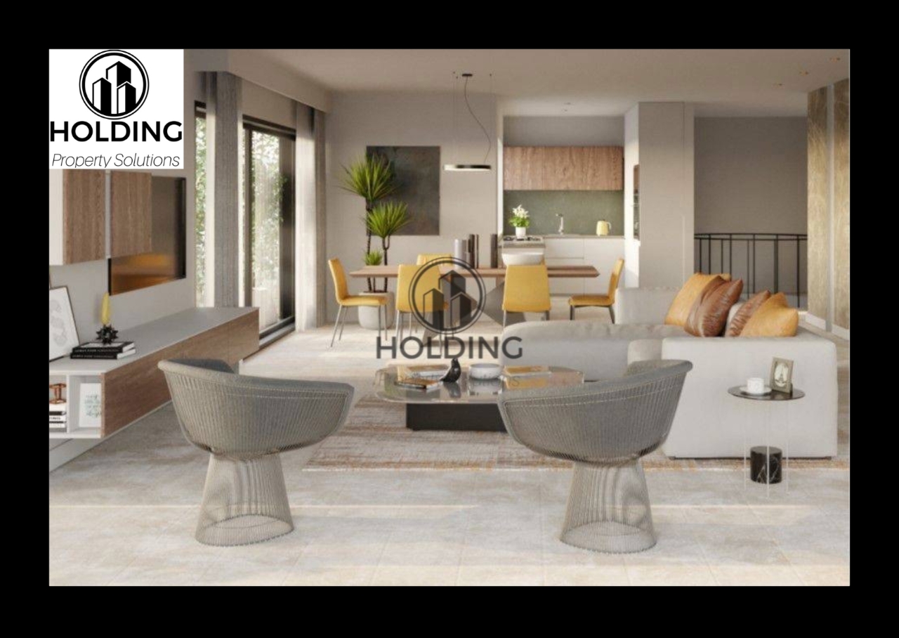 5 rooms Apartment in Rome, Italy No. 40501