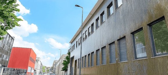 Склад 244м² в Милан, Италия № 333272 32