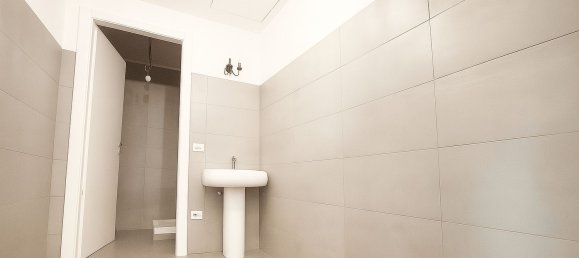 Склад 244м² в Милан, Италия № 333272 14