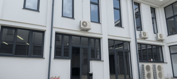 Склад 244м² в Милан, Италия № 333272 25