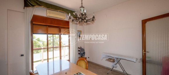 3 bedrooms Apartment in Messina, Italy No. 326906 16