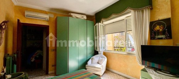 4 غرف نوم شقة في Naples, Italy رقم 260896 10