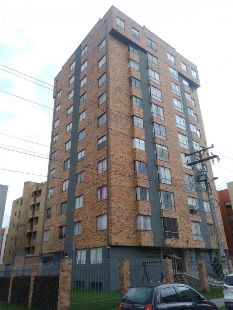 3 bedrooms House in Bogota, Colombia No. 13728